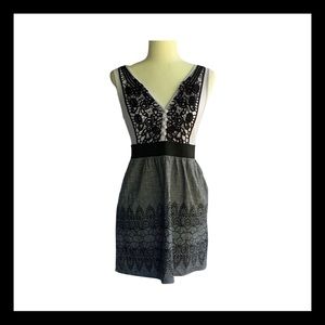 Saturday Black & White Sleeveless Casual Dress XS